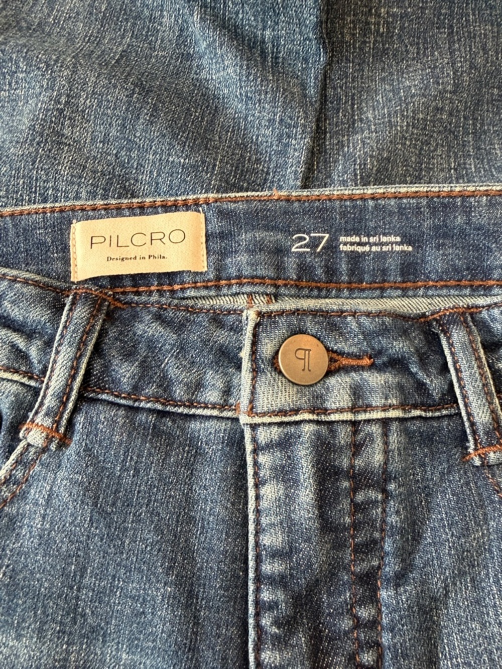 Anthropologie Pilcro Low Rise Flare Jeans Akita Wash SIZE 27 NEW - Picture 6 of 9